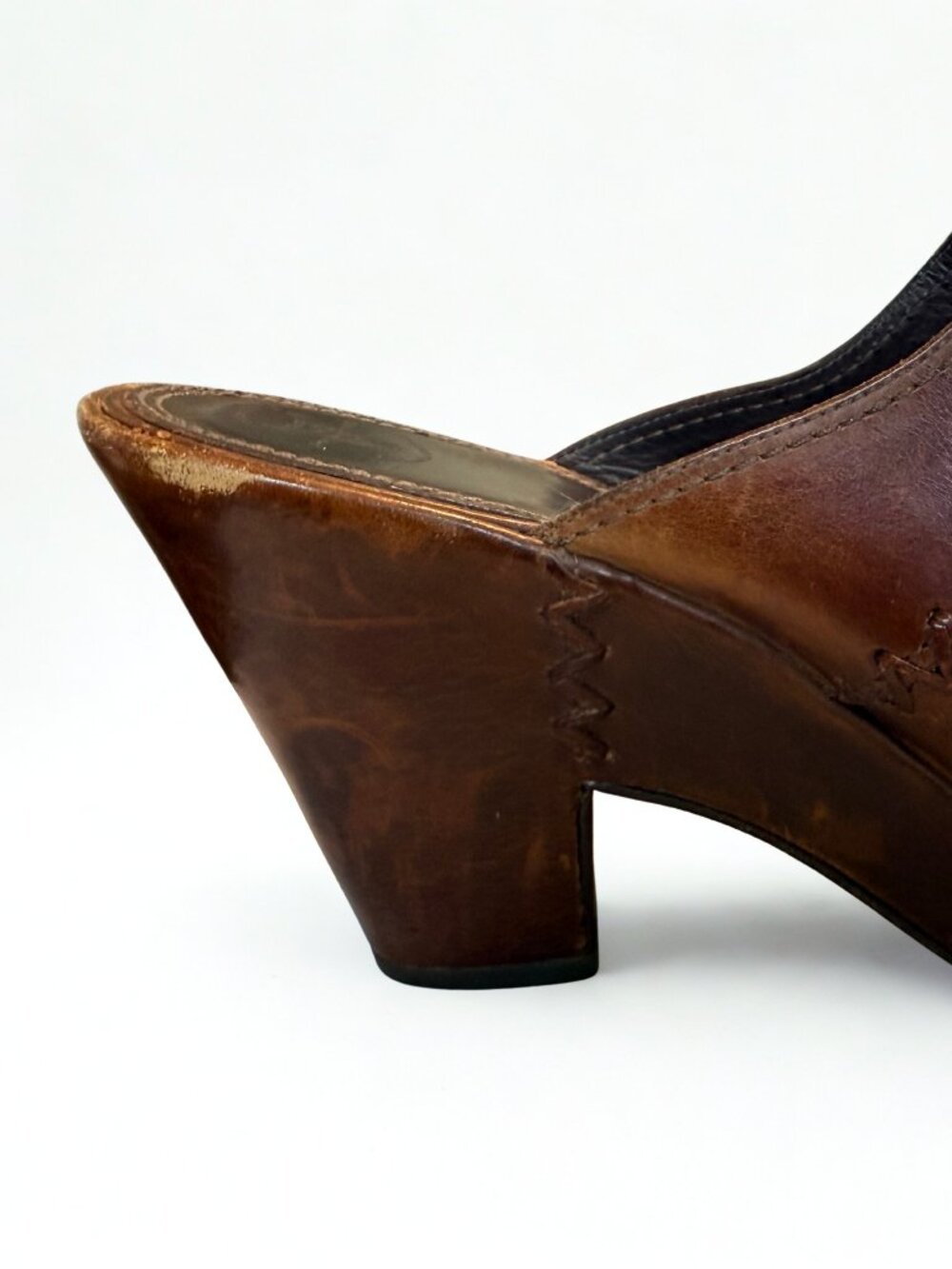 Frye Ingrid Apron Distressed Brown Leather Wooden Clogs Mules Women's Size 10 - Picture 6 of 6